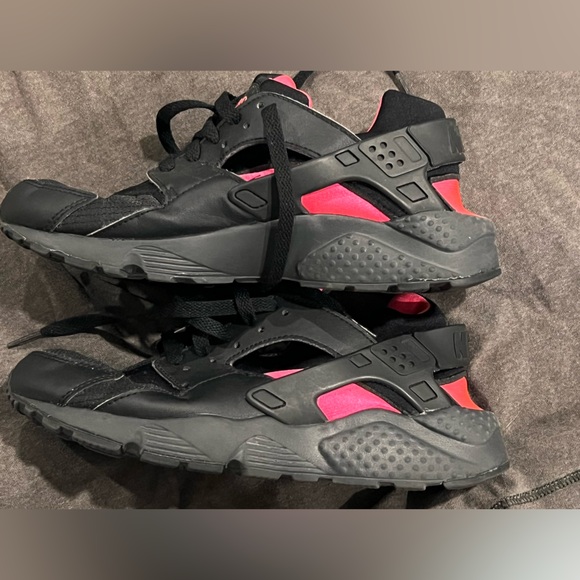 Nike Air Huarache Run Ultra GS Youth girls 7Y - Picture 2 of 9